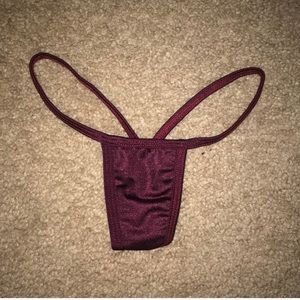 Wine Burgundy v-string thong